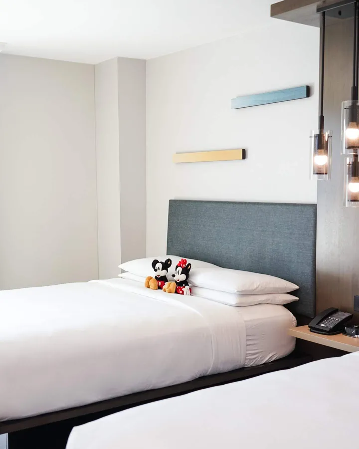Feel at home and close to the Disneyland® magic at Anaheim Marriott. Whether you're taking