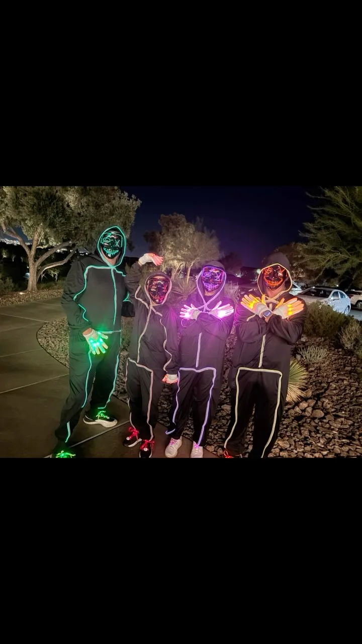 Getting into the Halloween spirit one glowing golf ball at a time 🎃✨👻 Spooky Glow Golf 2