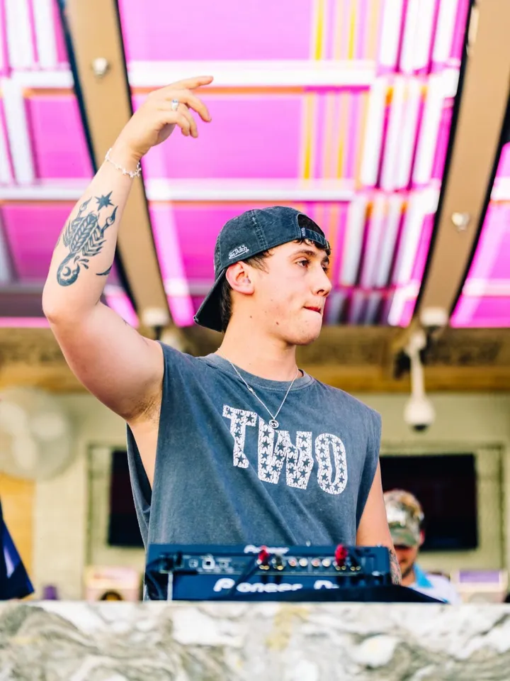 Vegas! He’s BAAACK! @unityeventslv presents @discip_dj in his Marquee return to play under