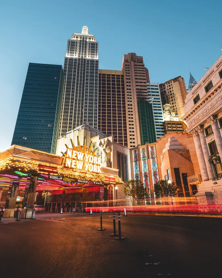 This city may never sleep, but the Great Vegas Sale is getting ready to call it a night. �