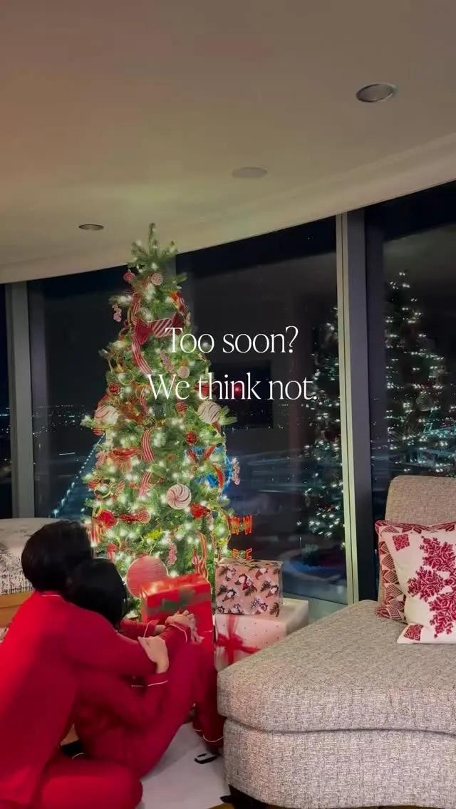 It’s never too early to get into the holiday spirit. ✨🎄
 
Plan your festive escape to Omn