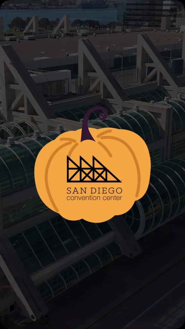 In San Diego, costume season starts in July 🎃