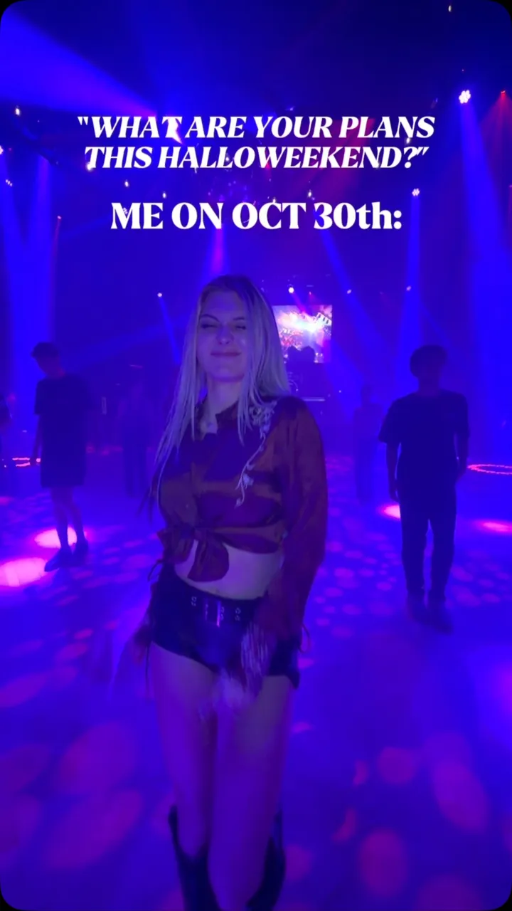 Did you know you get FREE entry to @stoneyssunset Halloween Costume Party with your Margs 