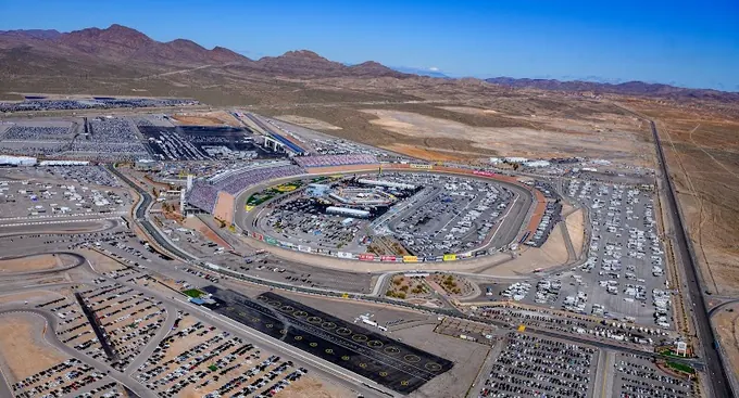 Las Vegas Motor Speedway exhibit halls and ballroom capacities