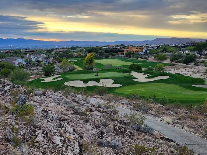 Red Rock Country Club exhibit halls and ballroom capacities