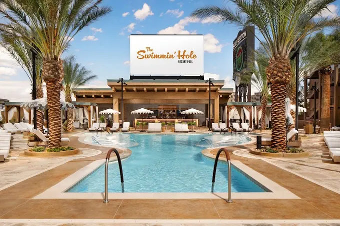 Silverton Casino Lodge exhibit halls and ballroom capacities
