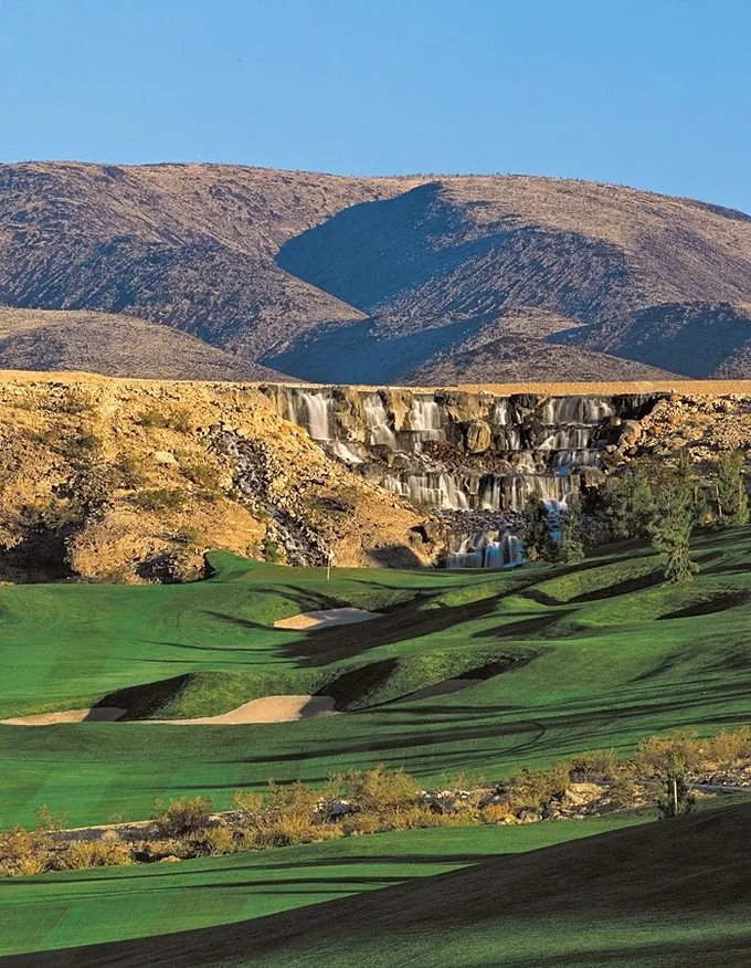The Revere Golf Club exhibit halls and ballroom capacities