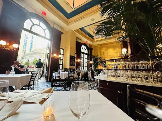 Bouchon by Thomas Keller (Venetian Venezia Tower) — Classic French Bistro & Garden Courtyard Private Dining