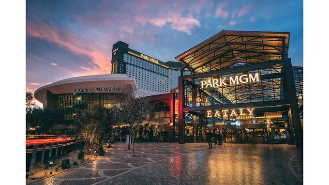 Park MGM & NoMad Las Vegas (100% Smoke-Free Resort)