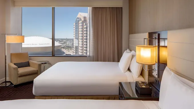 Hyatt Regency New Orleans (Poydras & Superdome Campus)