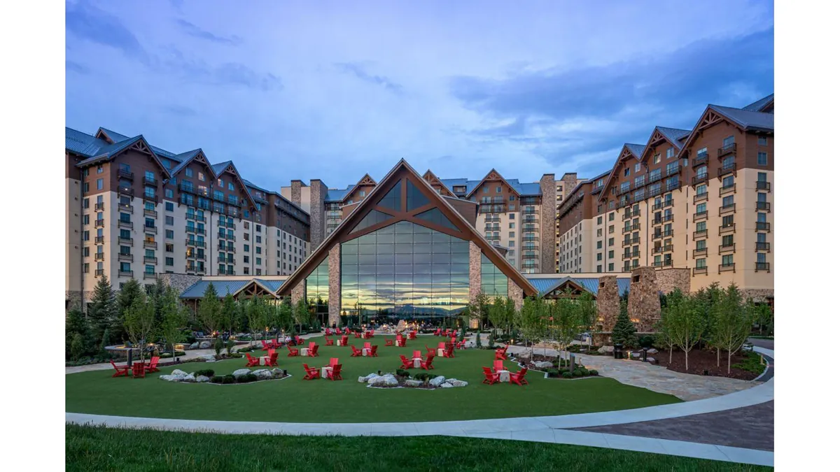 Gaylord Rockies Resort exhibit halls and ballroom capacities