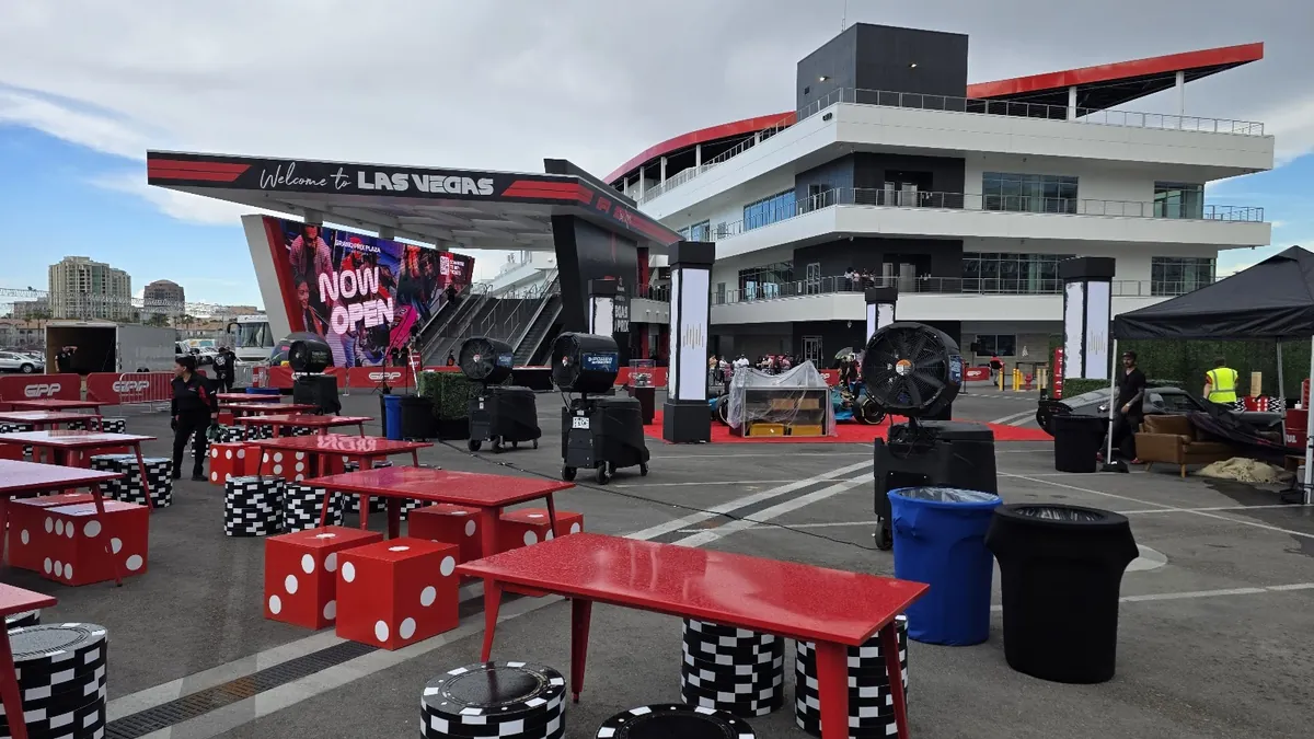 F1 Grand Prix Plaza exhibit halls and ballroom capacities