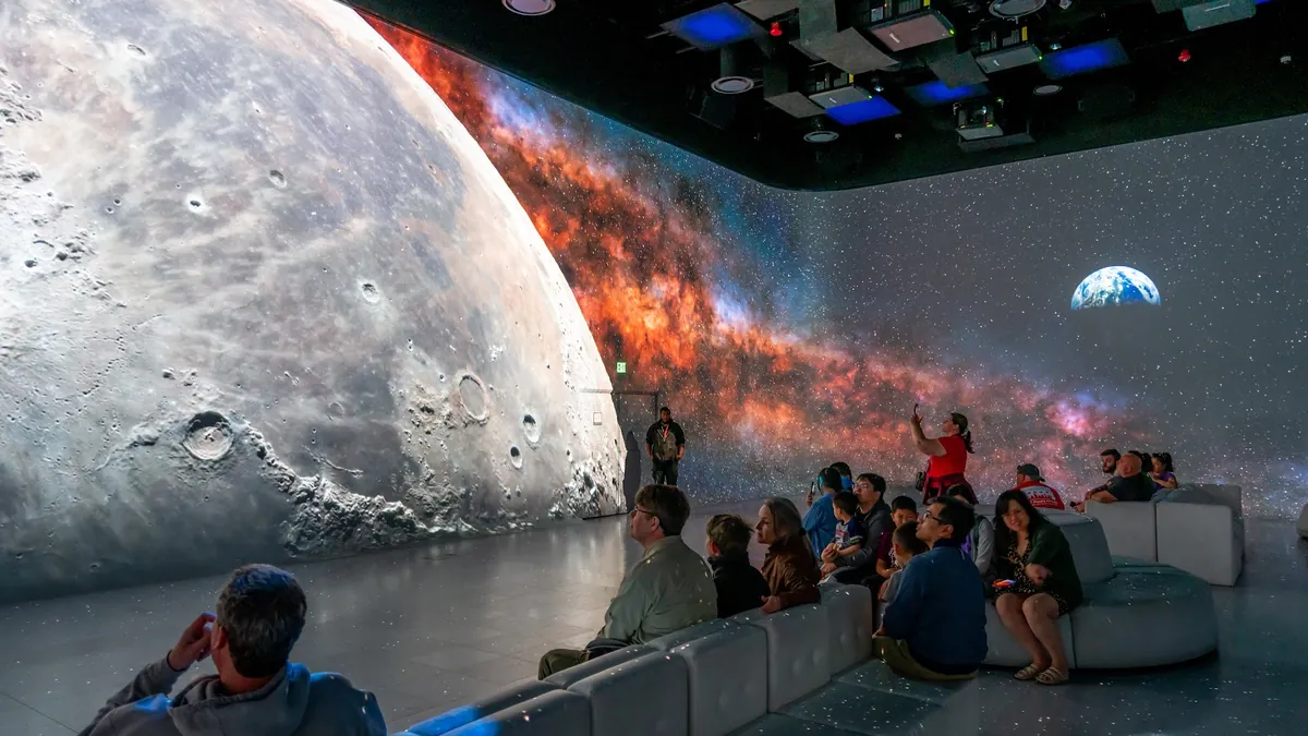 Illuminarium Las Vegas exhibit halls and ballroom capacities
