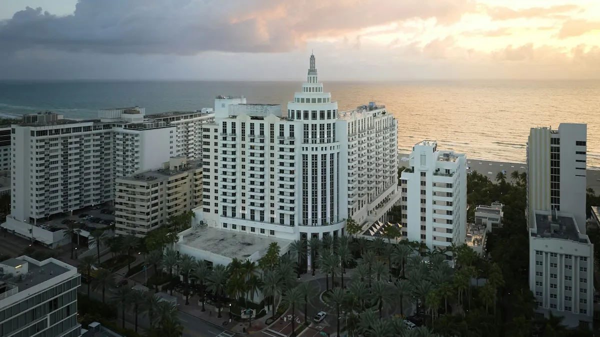 Loews Miami Beach exhibit halls and ballroom capacities