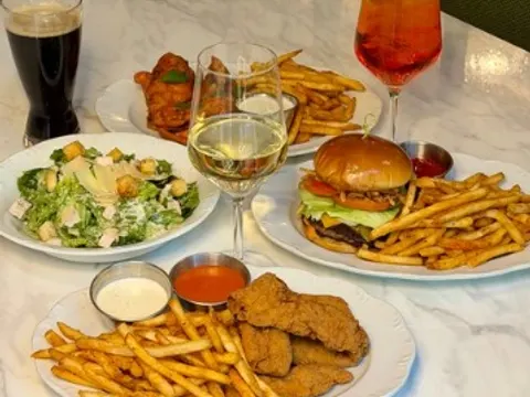 Bavette’s Steakhouse & Bar dispatch by @parkmgm